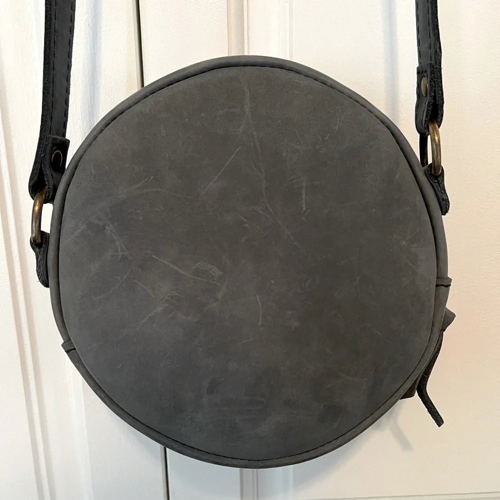 Portland Leather crossbody - Picture 4 of 5
